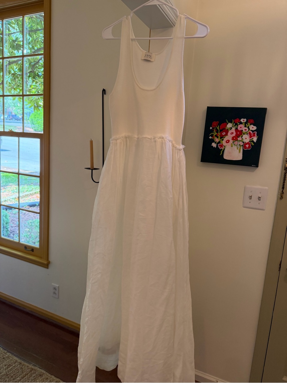 DISSH White Sleeveless Maxi Dress